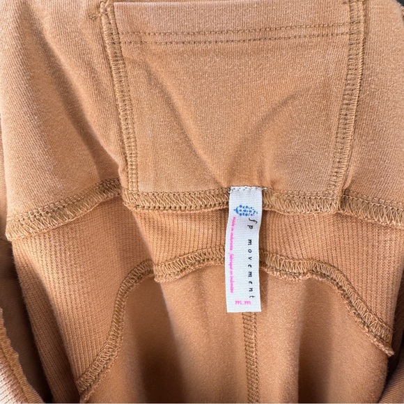 Free People X FP Movement Hot Shot Leggings ⭐️ - Picture 8 of 8